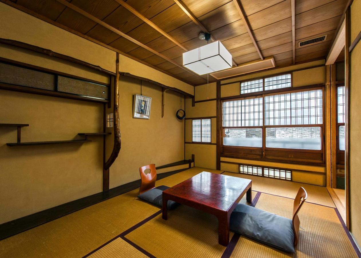 Izuyasu Traditional Kyoto Inn Serving Kyoto Cuisine Buitenkant foto